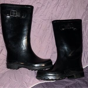 Like new rain boots